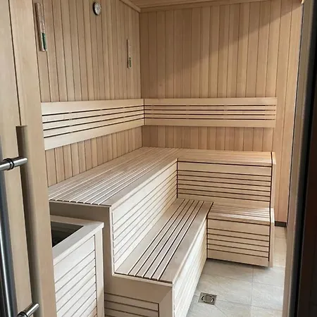 Wiatr I Woda Z Basenem *