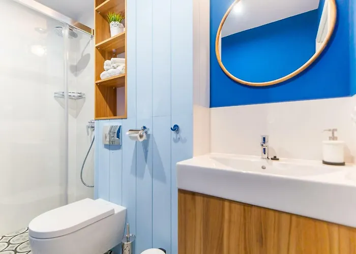 Wiatr I Woda Z Basenem